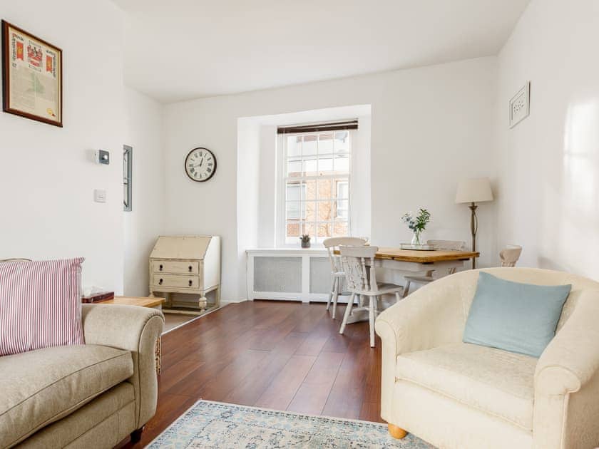 Living room/dining room | Hakuna Matata, Poole