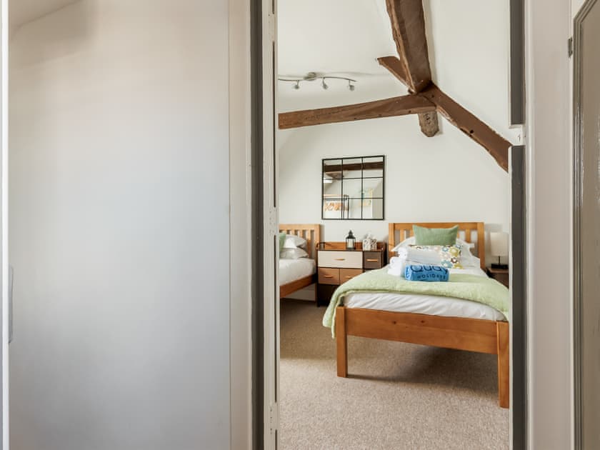 Twin bedroom | Hakuna Matata, Poole