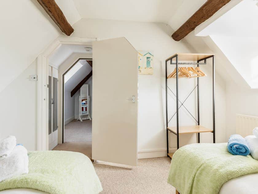 Twin bedroom | Hakuna Matata, Poole