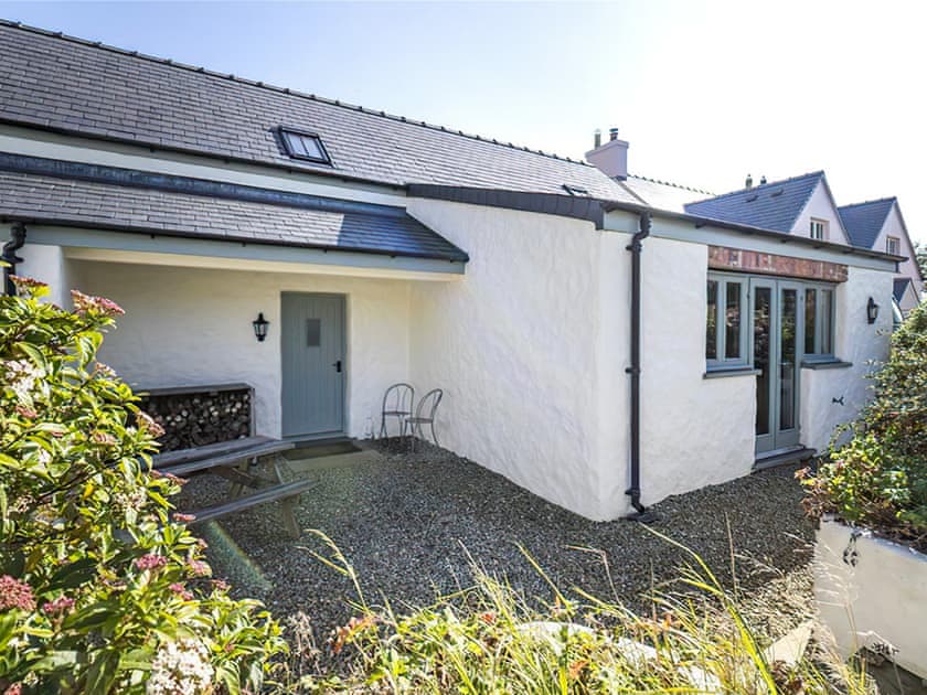 Exterior | West Barn - Penpistyll Rural Retreats, Dwrbach, near Fishguard