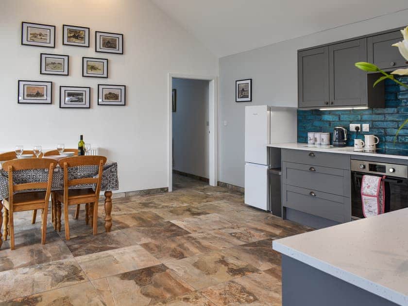 Open plan living space | Neuadd Wen - Branwen - Neuadd Wen Cottages, Llanfachraeth, near Holyhead