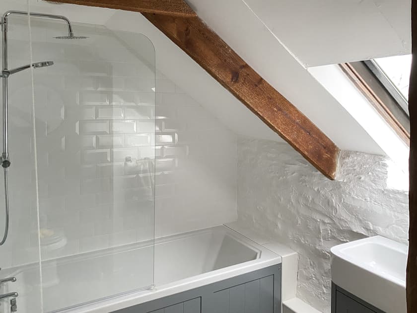 Bathroom | Haybarn, Fowey