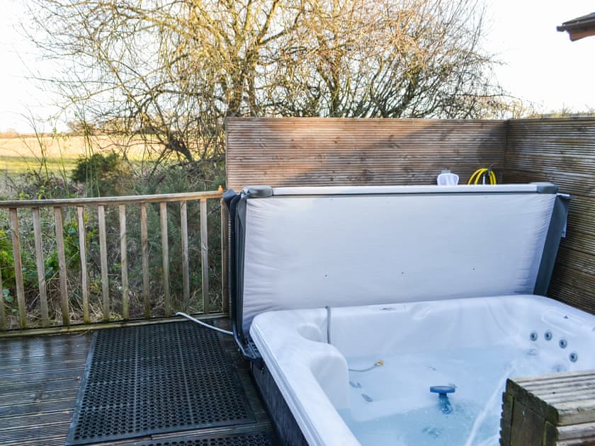 Hot tub | Oakwood Lodge - Felmoor Park, Felton, near Morpeth