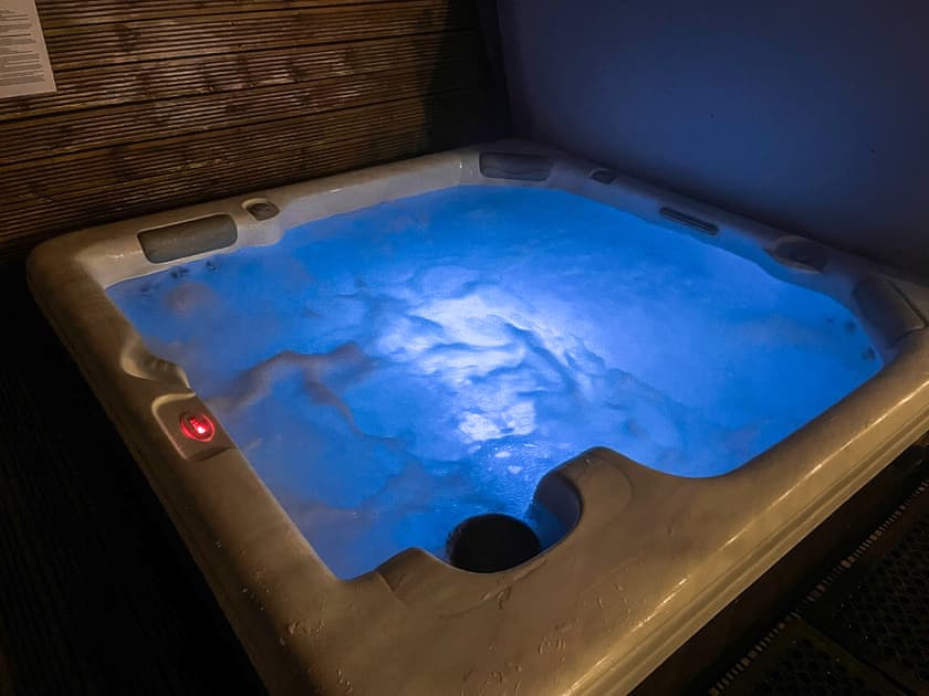 Hot tub | Oakwood Lodge - Felmoor Park, Felton, near Morpeth