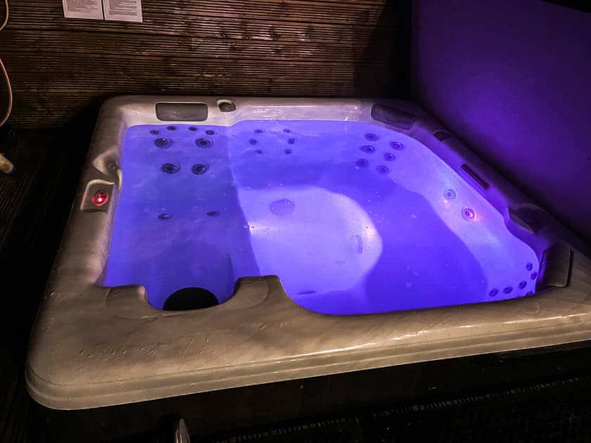 Hot tub | Oakwood Lodge - Felmoor Park, Felton, near Morpeth