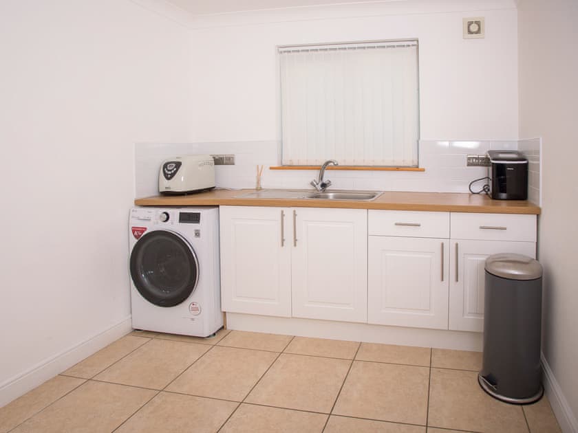 Utility room | Wyn y Mor, Gwbert-on-Sea