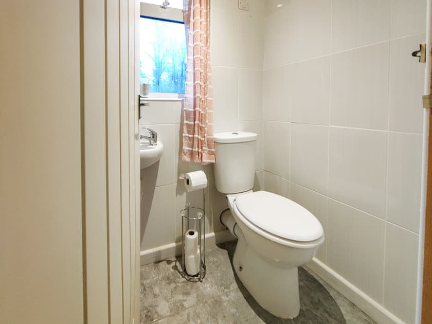 Shower room | Penlon Farm Cottage, Beulah