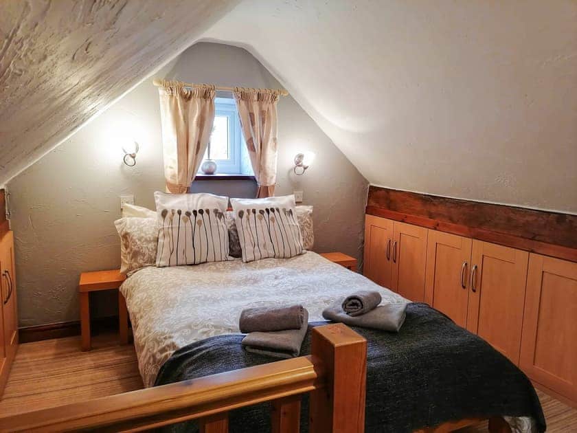 Double bedroom | Haystore - Cotterill Farm, Biggin by Hartington, near Buxton