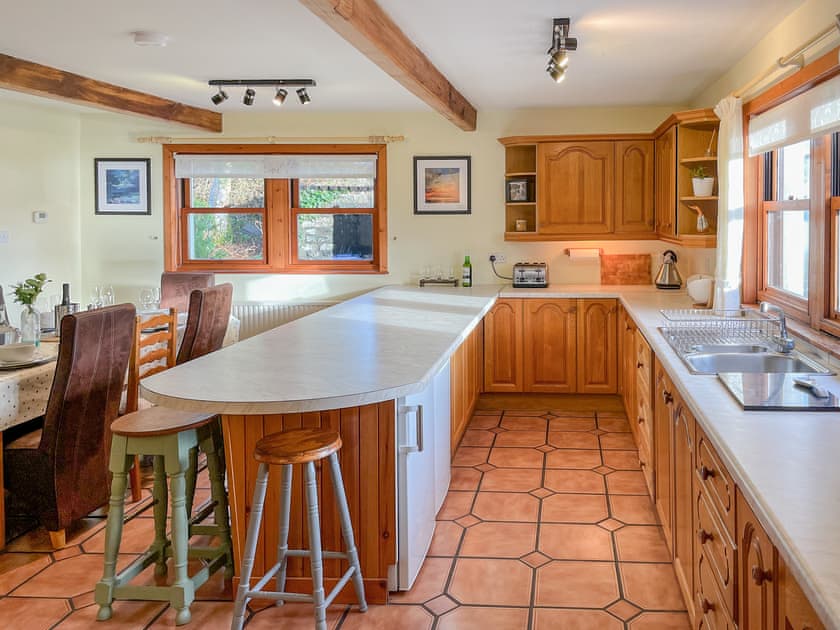 Kitchen/diner | Innish - Innish Holidays, Clachan Seil