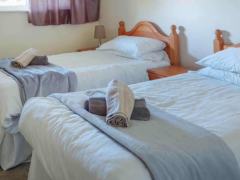 Twin bedroom | Seanicview Cottage 2 - Seanicview Cottages, Callington