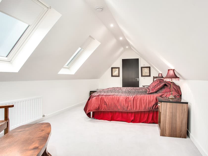 Double bedroom | The Old Barn - Blinkbonny Cottages, Auchtermuchty