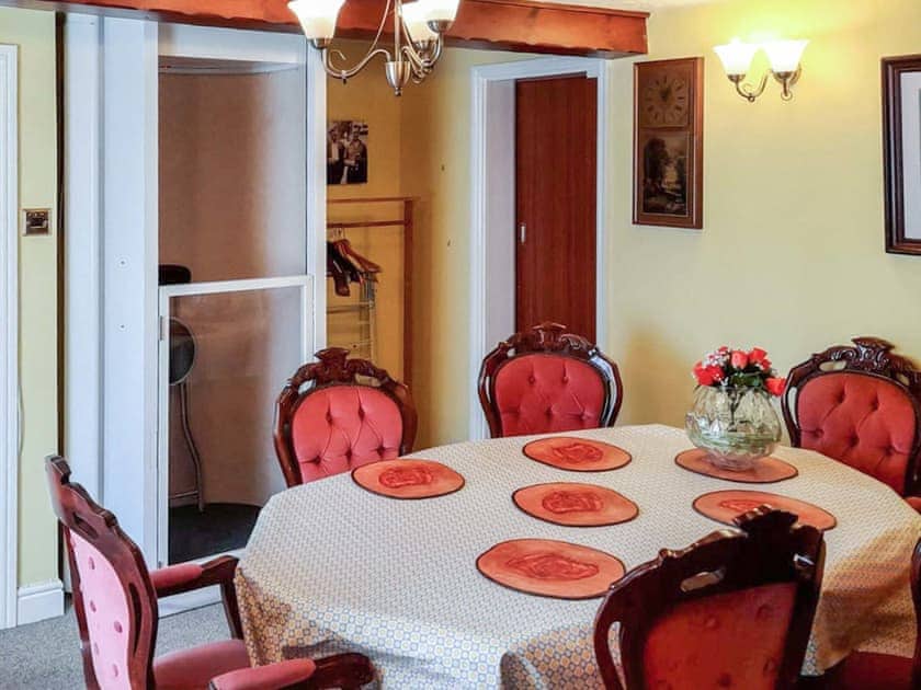 Dining room | Queensland Cottage, Saint Margaret’s at Cliffe