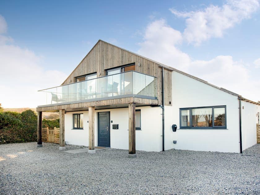 Exterior | Rosefern, Tintagel