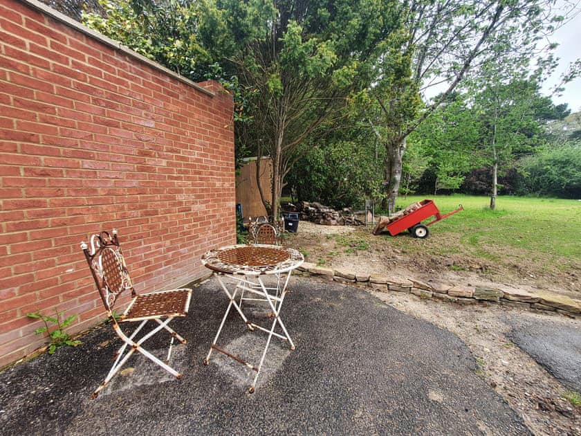 Outdoor area | New Forest Annexe, Hordle, Lymington