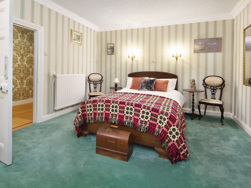Double bedroom | Ty Bledrws, Betws Bledrws