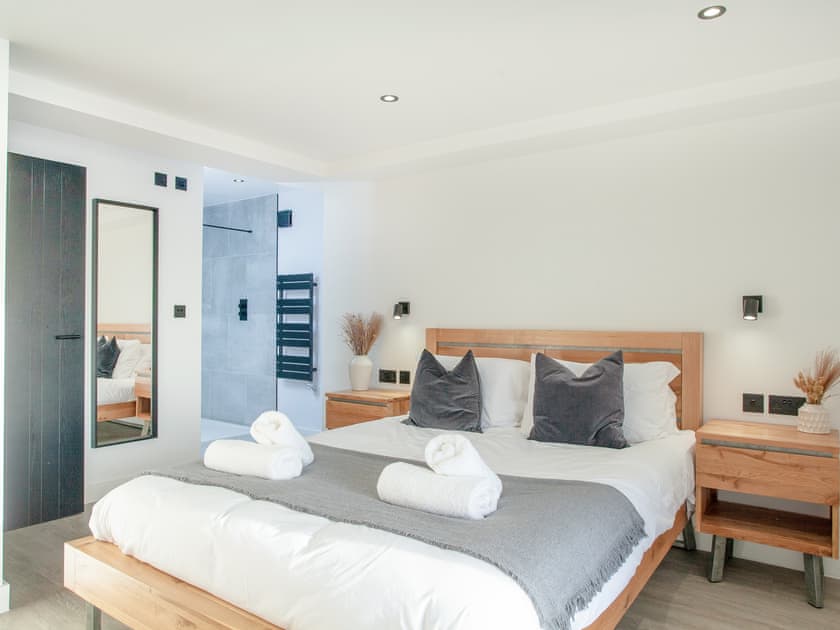 Double bedroom | Dehra Dun, Torpoint