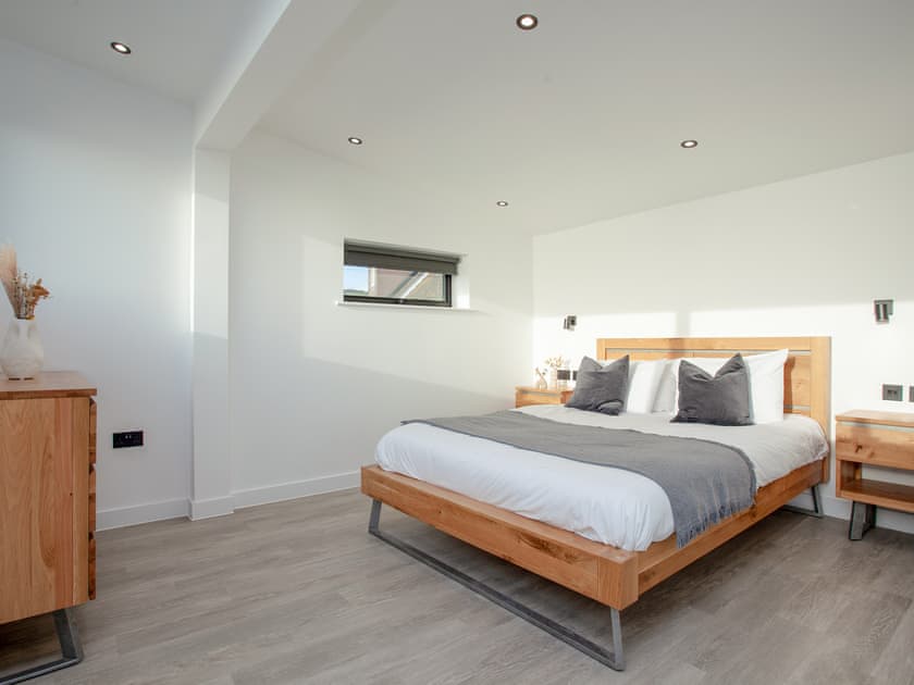 Double bedroom | Dehra Dun, Torpoint