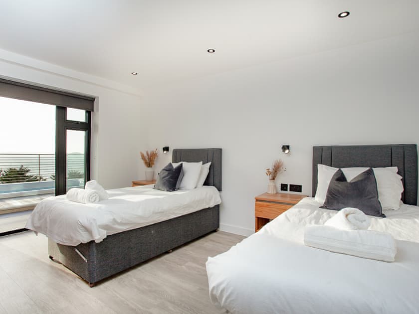 Twin bedroom | Dehra Dun, Torpoint