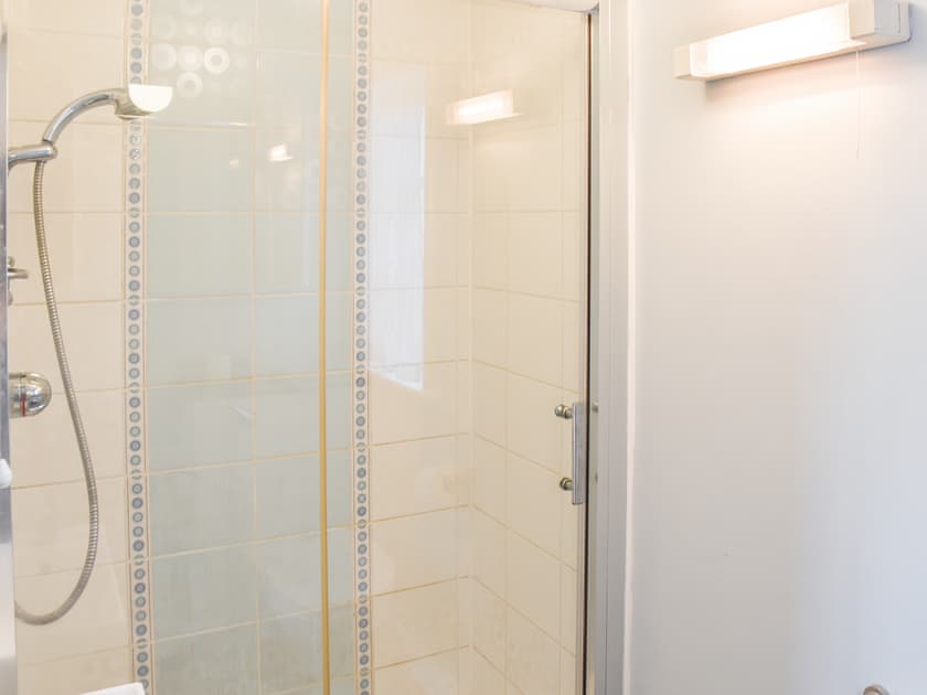 En-suite | Westlea Cottage - The Reedham Retreat, Reedham