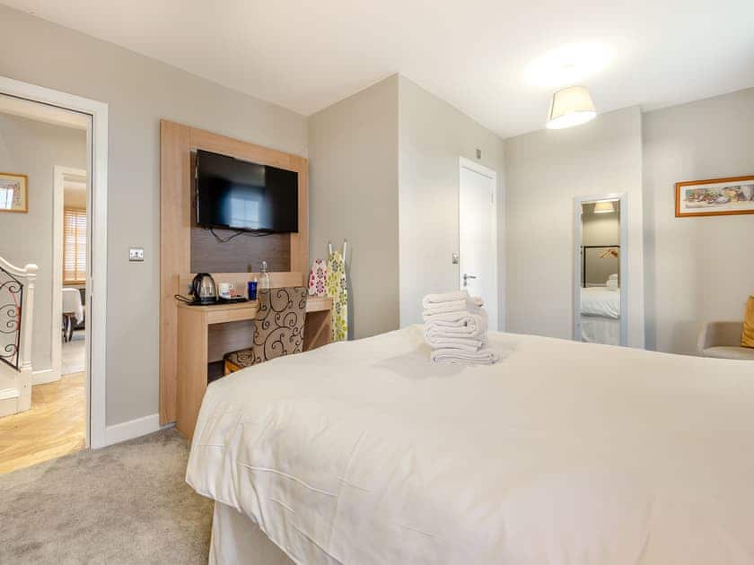 Double bedroom | The Granary Villa - The Granary Hotel, Shenstone