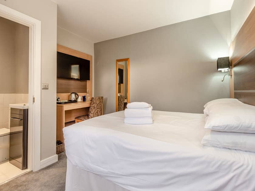 Double bedroom | The Granary Villa - The Granary Hotel, Shenstone