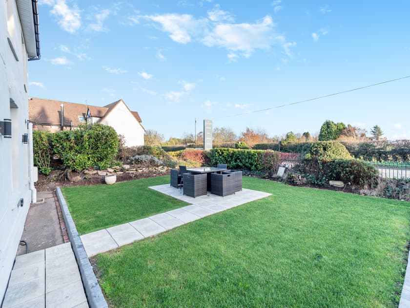 Garden | The Granary Villa - The Granary Hotel, Shenstone