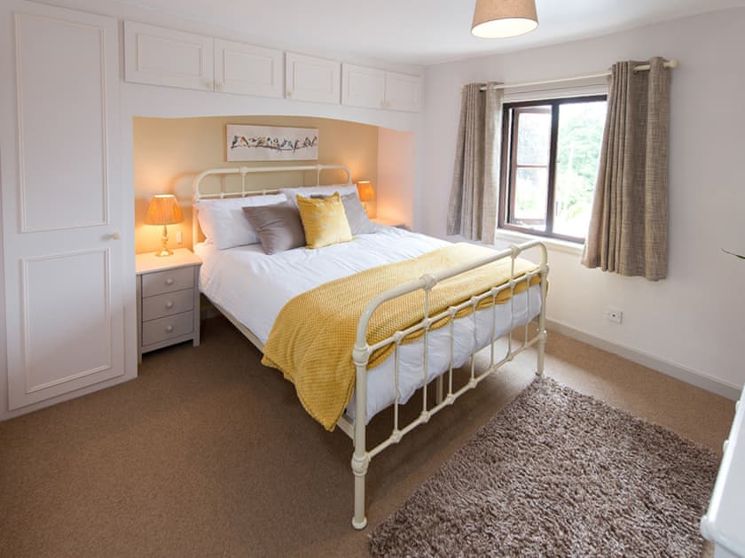 King bedroom  | Crown Inn, Woolhope, near Ledbury