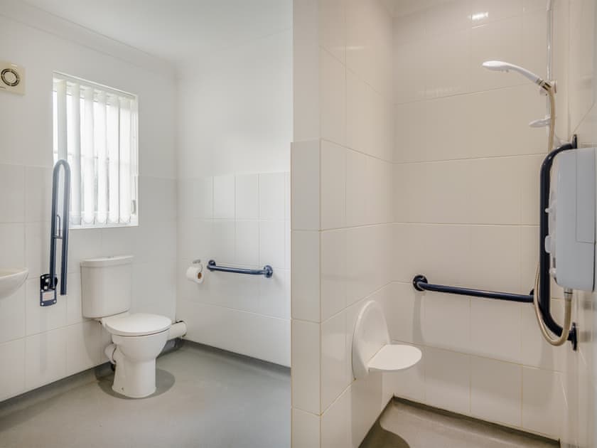 Bathroom | The Willows, Sea Palling