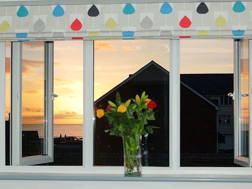 Double bedroom | Sena Tor Burs, Tywyn, near Aberdovey