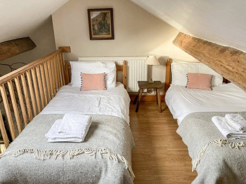 Twin bedroom | 11 The Plosh, Keswick
