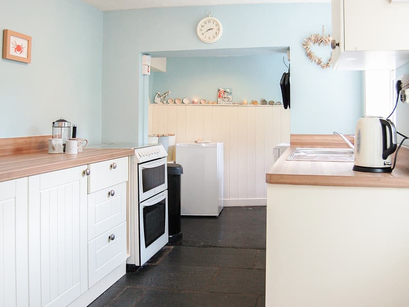 Kitchen | Cadair View, Tywyn