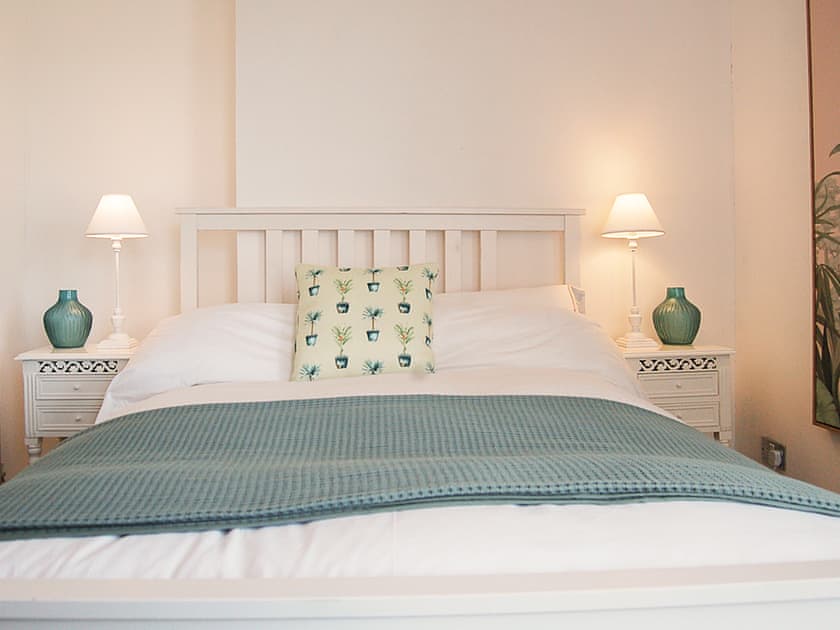 Double bedroom | Driftwood Designer Apartment, Tywyn