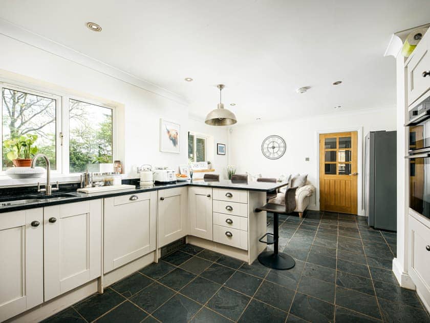 Kitchen | Willis House - Willis House and Willis Barn, Iron Acton