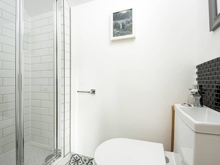 En-suite | Willis House - Willis House and Willis Barn, Iron Acton