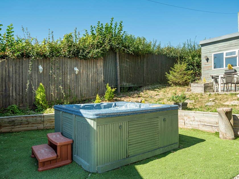 Hot tub - Cabin 1 | The Pines - Wick Properties, Wick