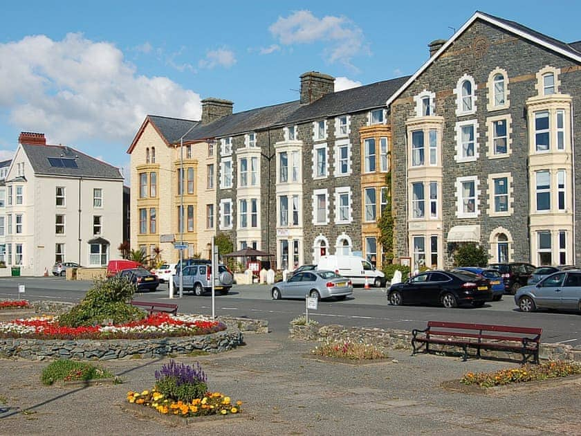 Exterior | Sand Dune Sea View Apartment, Barmouth