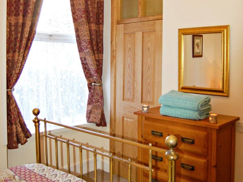 Double bedroom | Sand Dune Sea View Apartment, Barmouth
