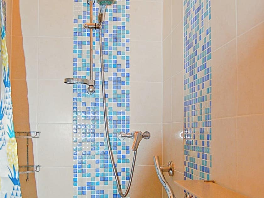 En-suite | Sand Dune Sea View Apartment, Barmouth