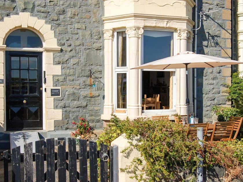 Exterior | Sand Dune Sea View Apartment, Barmouth