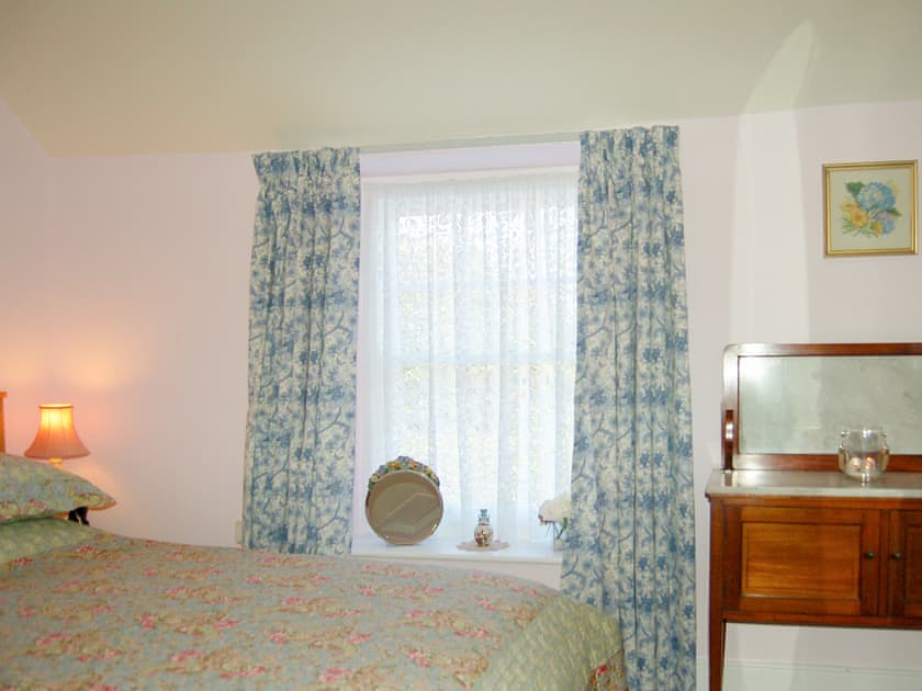 Double bedroom | Bronhaul Village Retreat, Pennal, near Aberdovey
