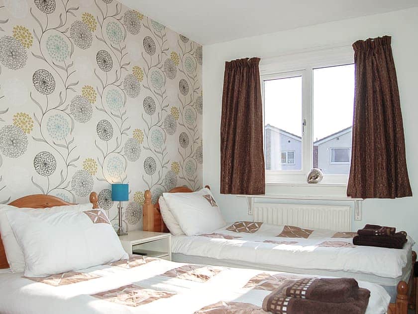 Twin bedroom | Swn Y Tonnau, Tywyn. near Aberdovey