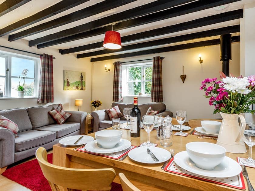 Living room/dining room | Fry’s Barn - Home Farm Cottages, Winscombe