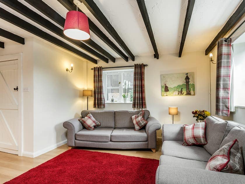 Living area | Fry’s Barn - Home Farm Cottages, Winscombe