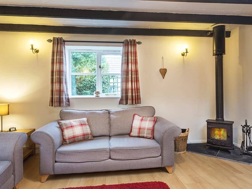 Living area | Fry’s Barn - Home Farm Cottages, Winscombe
