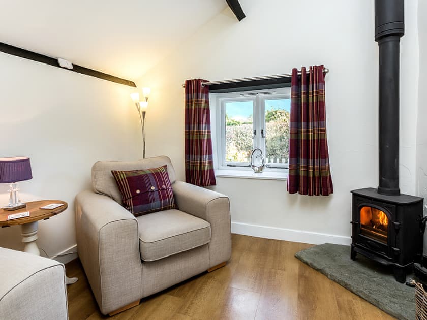 Living room | Granary - Home Farm Cottages, Winscombe