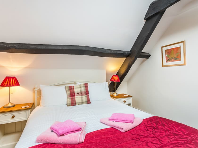 Double bedroom | Granary - Home Farm Cottages, Winscombe