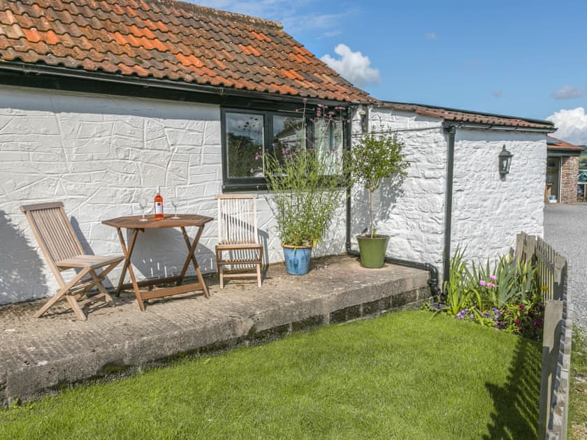 Garden | Granary - Home Farm Cottages, Winscombe