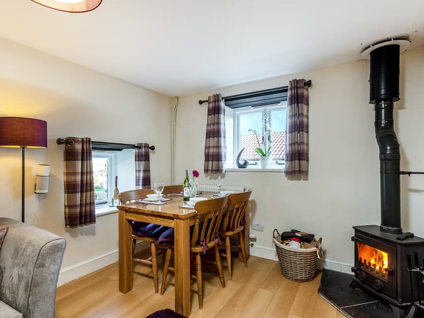 Living room/dining room | Hayloft - Home Farm Cottages, Winscombe