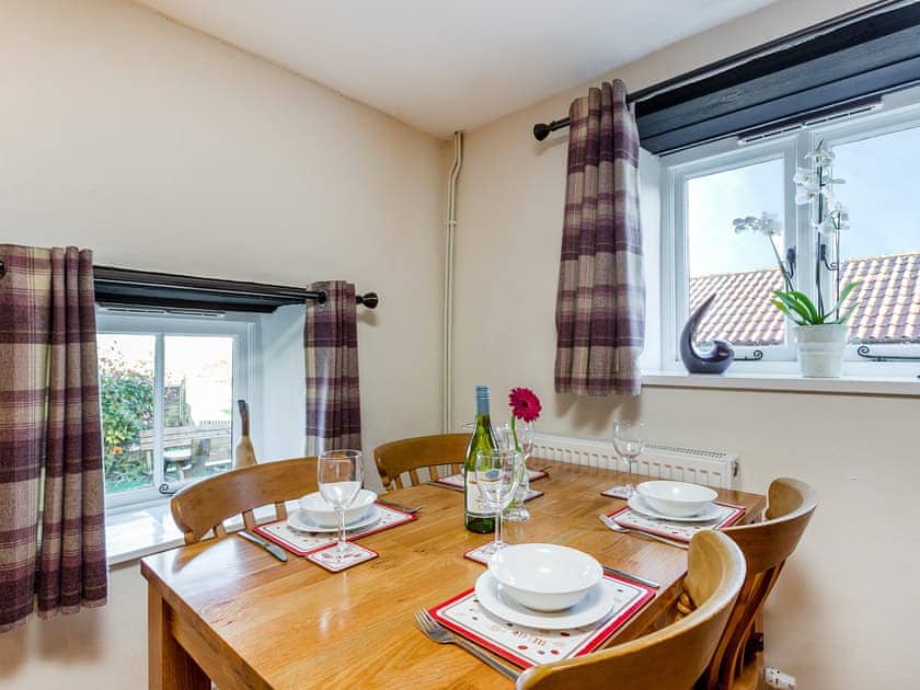 Dining Area | Hayloft - Home Farm Cottages, Winscombe