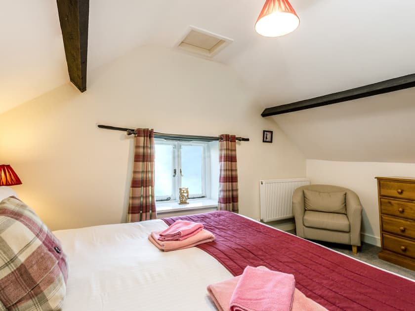 Double bedroom | Hayloft - Home Farm Cottages, Winscombe